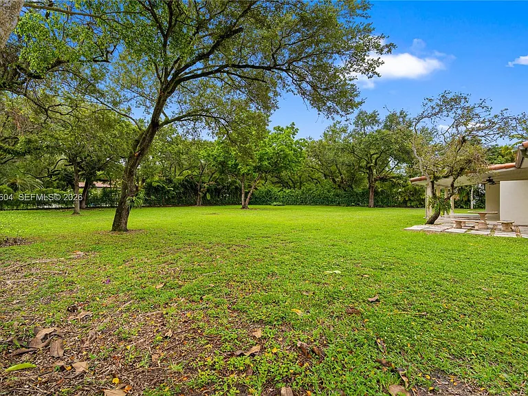 6801 SW 102nd Ave — Photo 52