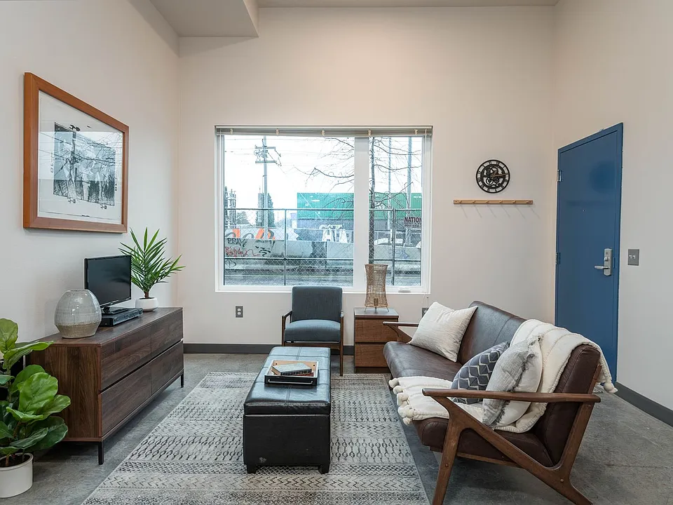 Dean River Apartments
