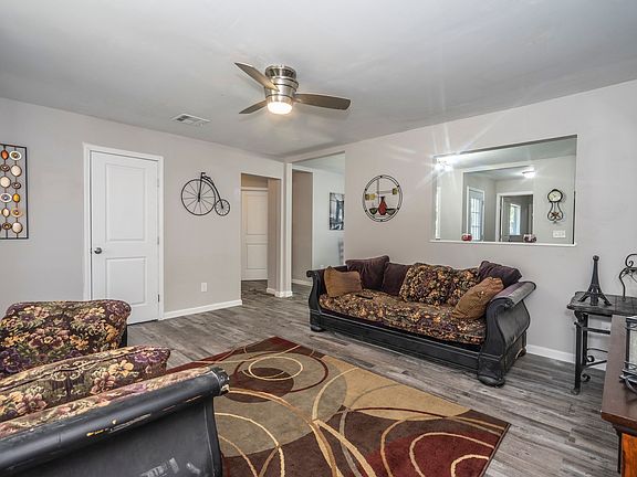 4th image of 1517 Shalimar Dr