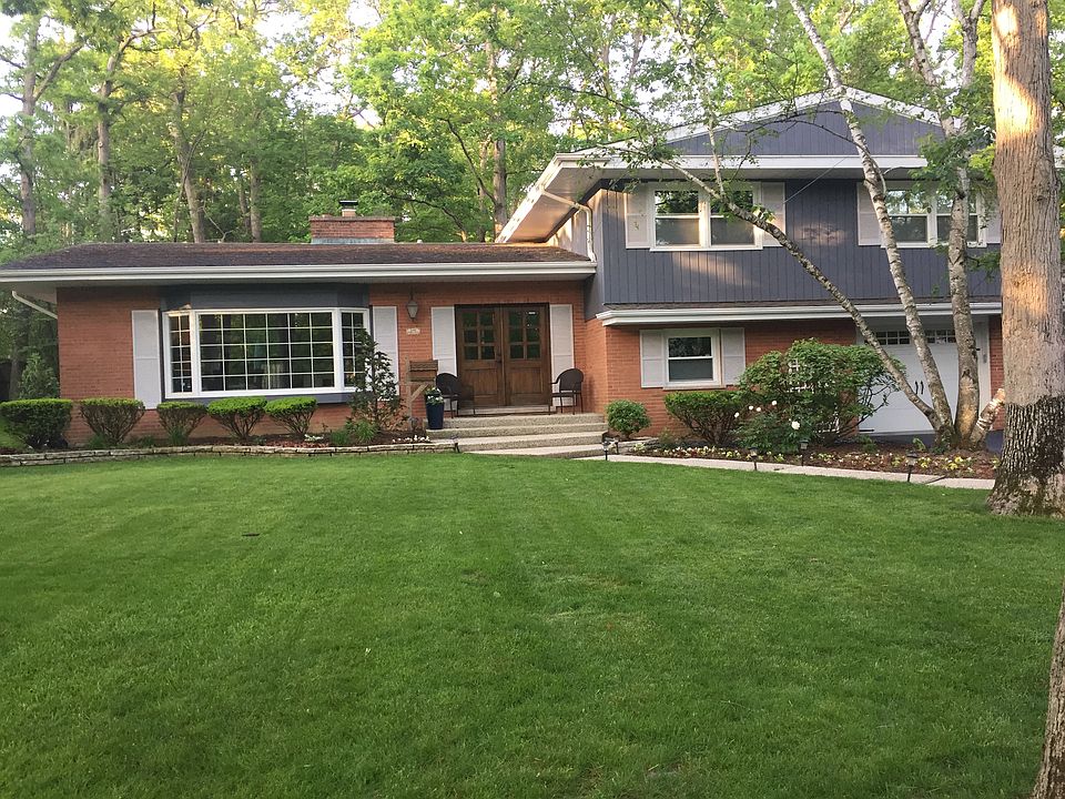 1st image of 240 Melba Ln