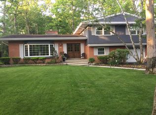 240 Melba Ln, Highland Park, IL 60035