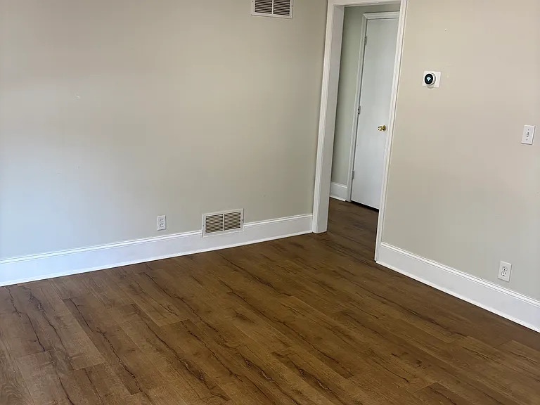 5576 Rock Garden Ct #B — Photo 3