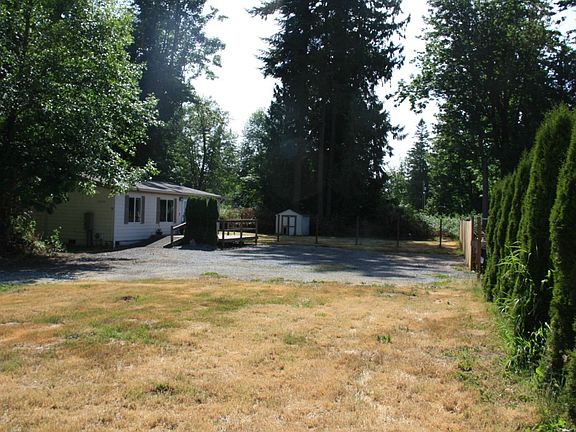 5th image of 19020 92nd Dr NW