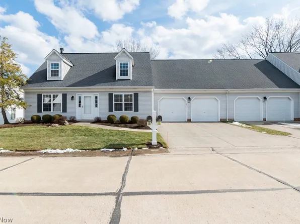 443 Scarborough Ln Unit 443, Painesville, OH 44077