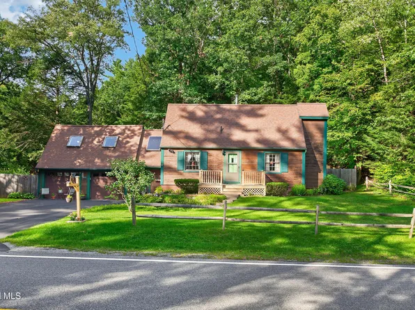 274 Golf Course Road, Warrensburg, NY 12885