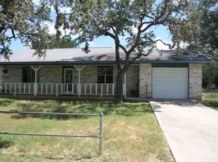 113 S Tree Ln, Kerrville, TX 78028