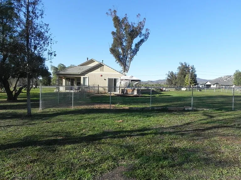 755 School House Rd — Photo 9