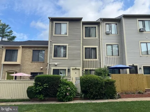 9416 Penshurst Ct, Gaithersburg, MD 20886