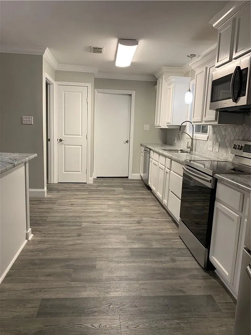 6007 Stagg Cir — Photo 3