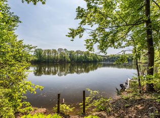10555 River Run Ct, Manassas, VA 20112