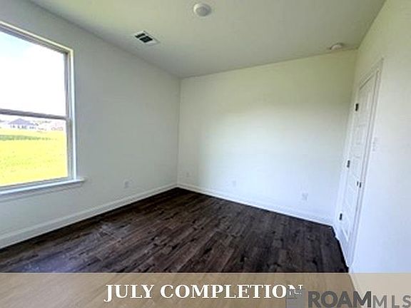 5th image of 18756 Seabiscuit Ln