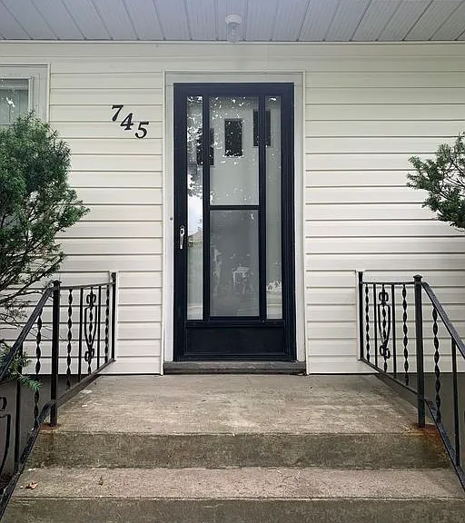 745 Downie St #1A — Photo 2