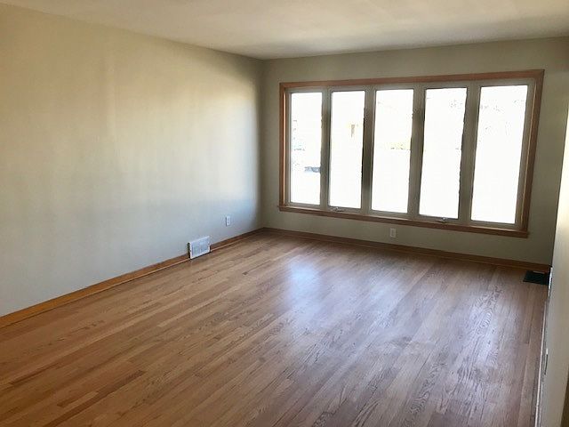 1st image of 5037 W Lamb Dr