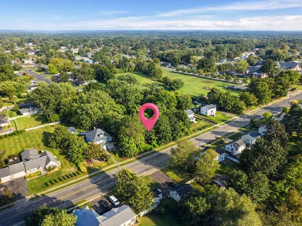 362 Forbes Street, East Hartford, CT 06118