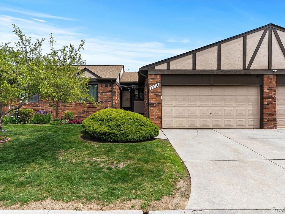 1st image of 29588 Sycamore Dr