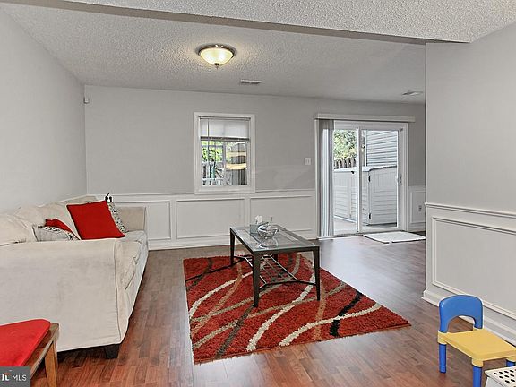5th image of 50 Wedgedale Dr