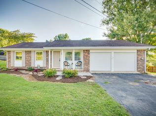 102 Rosewood Cir, Gray, TN 37615