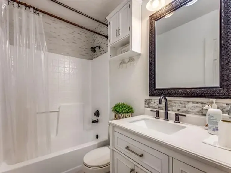 2907 Nandina St — Photo 5