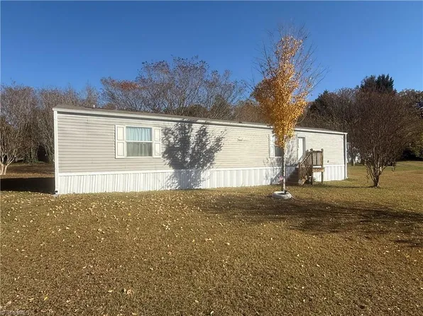 315 Ed Byerly Rd, Lexington, NC 27295