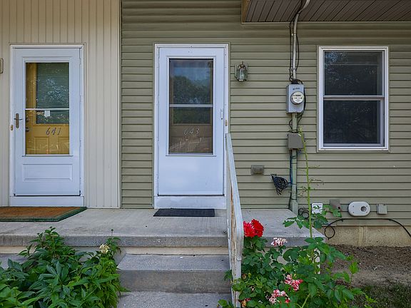 Entrance 2