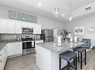 Lakeview Crossing, Blue Springs, MO 64014