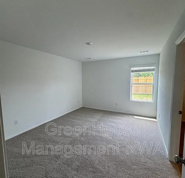 2637 E Gila Way — Photo 16