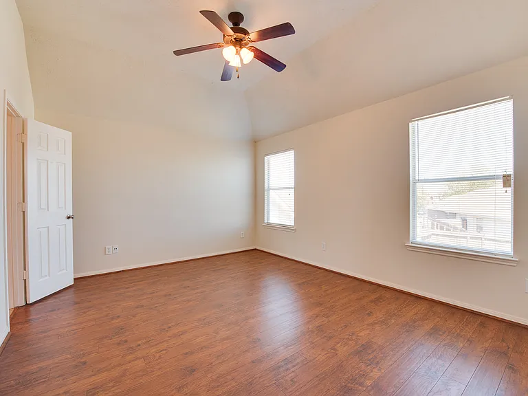 14034 Maximos Dr — Photo 17