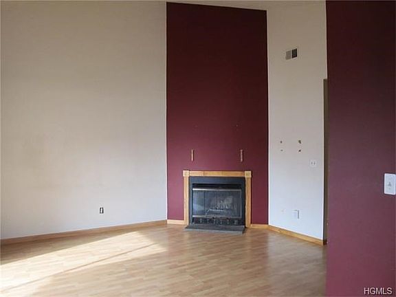 3rd image of 3212 Whispering Hls #655