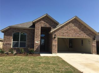 1228 Roping Reins Way, Haslet, TX 76052