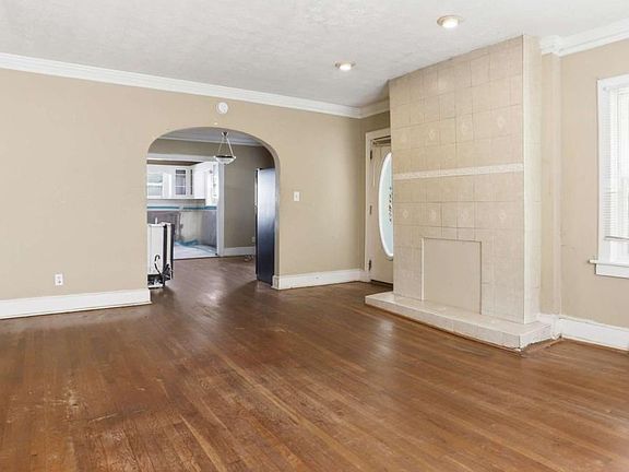 5th image of 1267 Westridge Rd SW