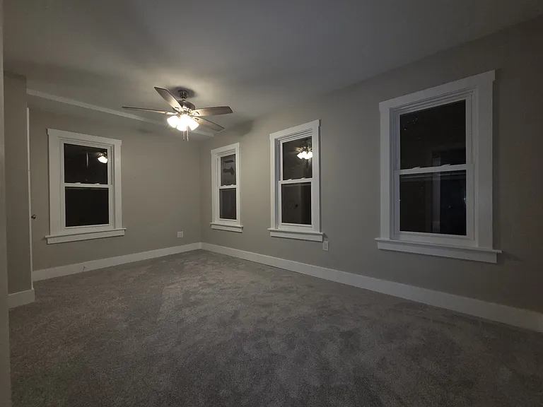 613 Sherman St — Photo 10