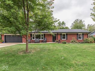 1121 E Adams Dr, Franklin, IN 46131