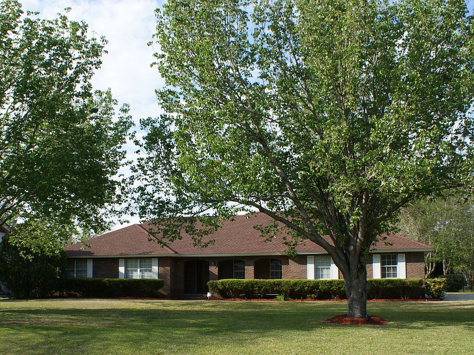 Front View of Home