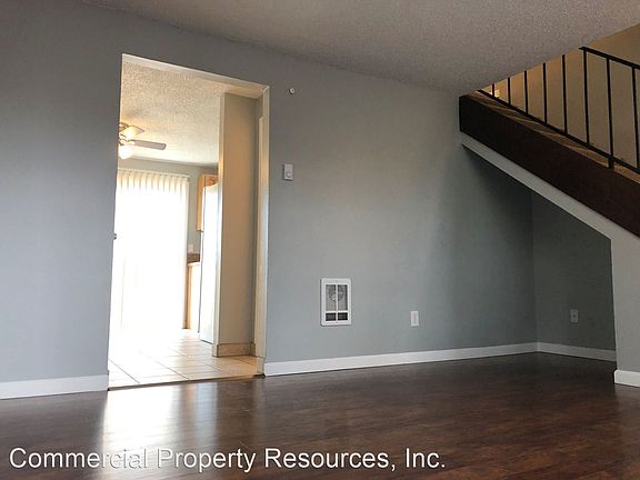 3rd image of 1532 Clay St NE #5371052