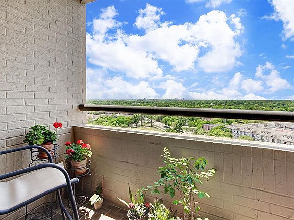 2nd image of 651 Bering Dr Unit 1403