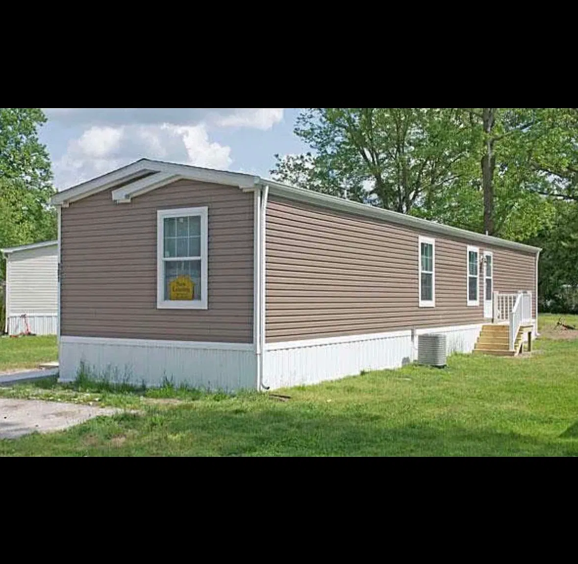 2 bed, 1216 sqft, $1,000 — Photo 1