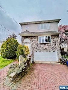 30 Madison St, East Rutherford, NJ, 07073