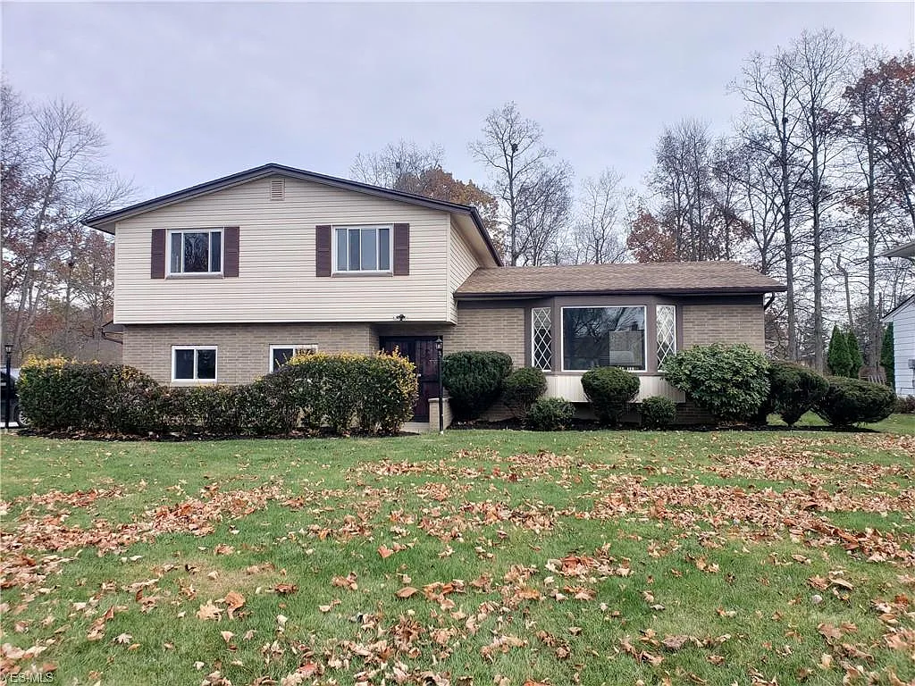 5363 Holly Rd photo 1