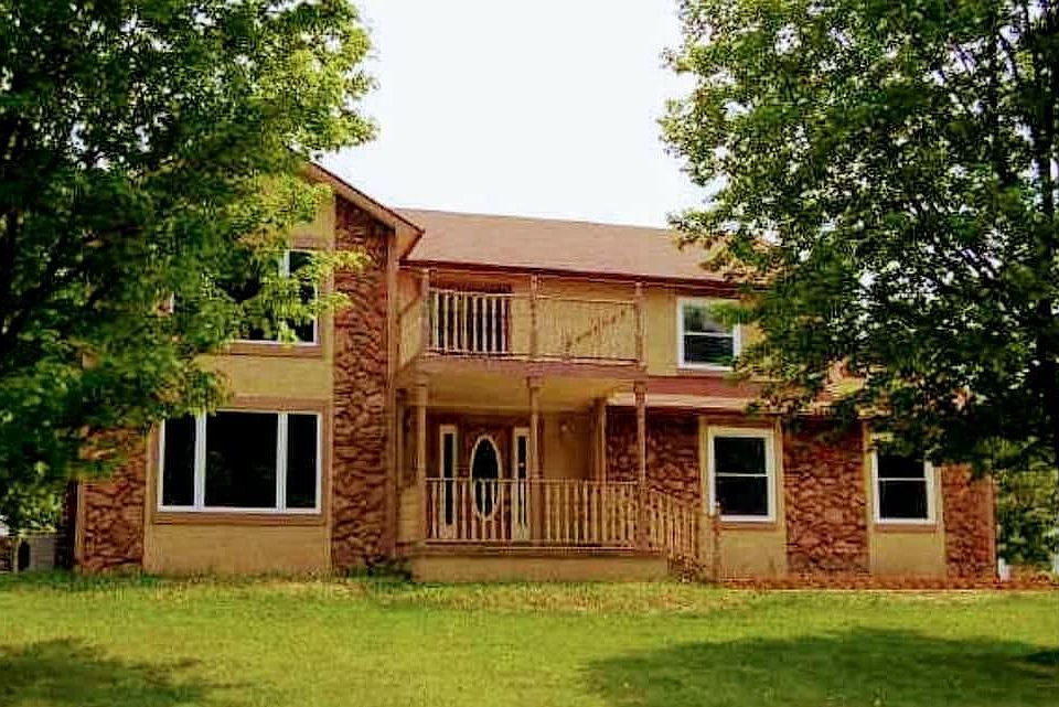 1st image of 7665 Deer Pkwy