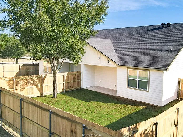 603 N Echols St #A — Photo 12