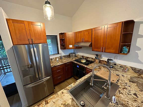 2nd image of 15 Kulanihakoi St APT 12G