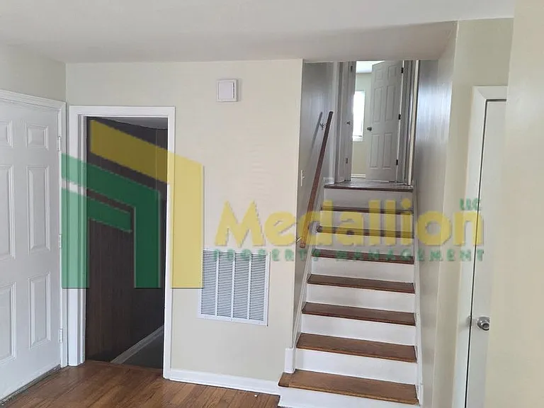 10637 S Cottage Grove Ave — Photo 6
