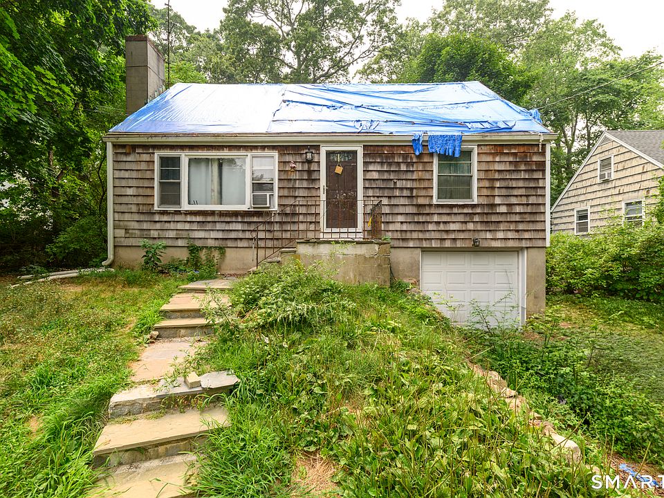 1st image of 34 Deepwood Lane