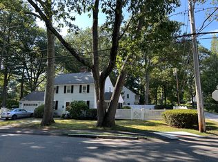 46 Cleveland Rd #1, Wellesley Hills, MA 02481