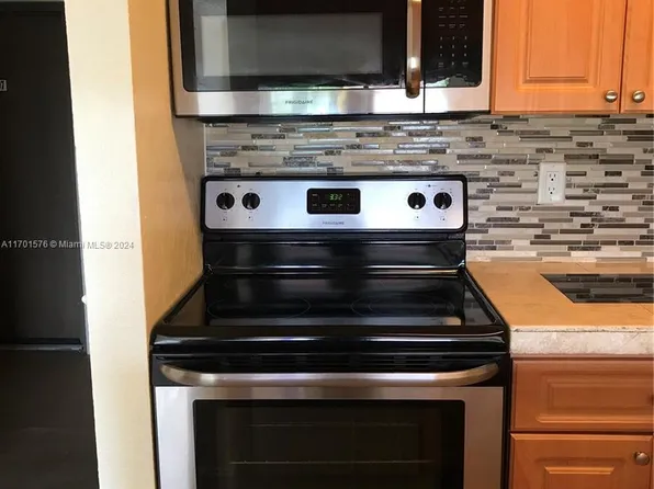 8002 SW 149th Ave APT B414, Miami, FL 33193
