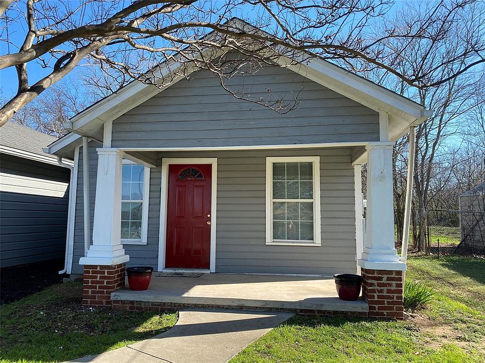 1st image of 1314 N Elm St