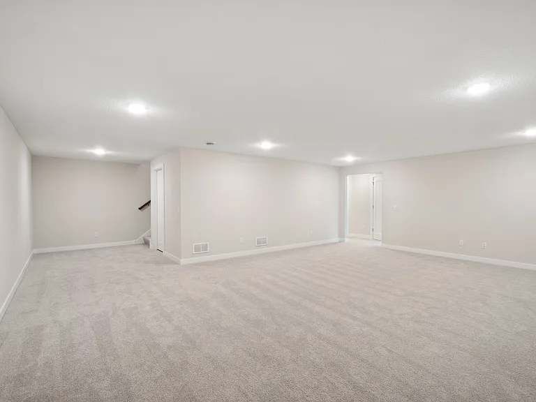 13104 Ghia Ct NE — Photo 24