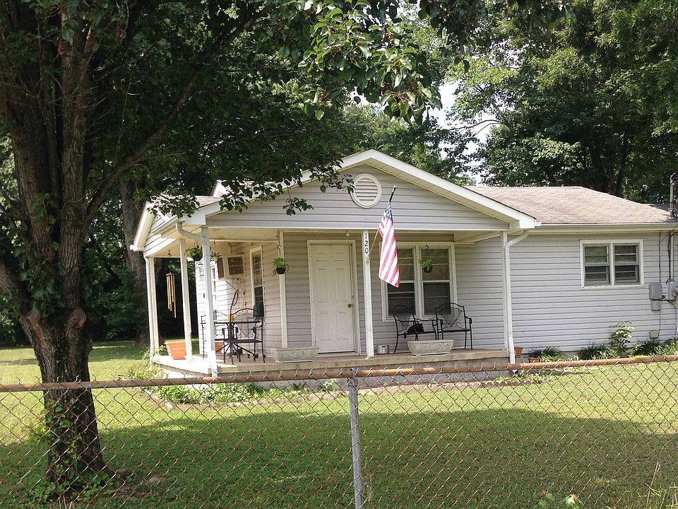 1st image of 120 W Walden Cir