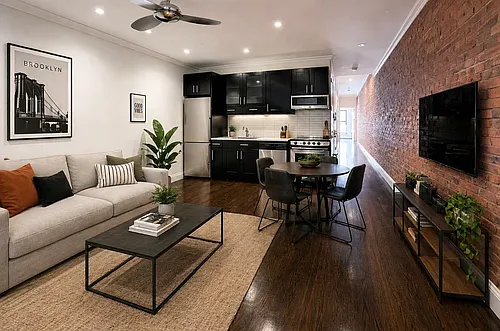 454 W 58th St #4E Photo 1
