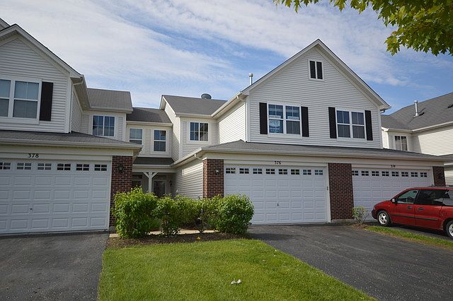1st image of 376 Chesapeake Ln